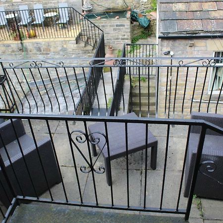 Peakdale Lodge Glossop Eksteriør billede