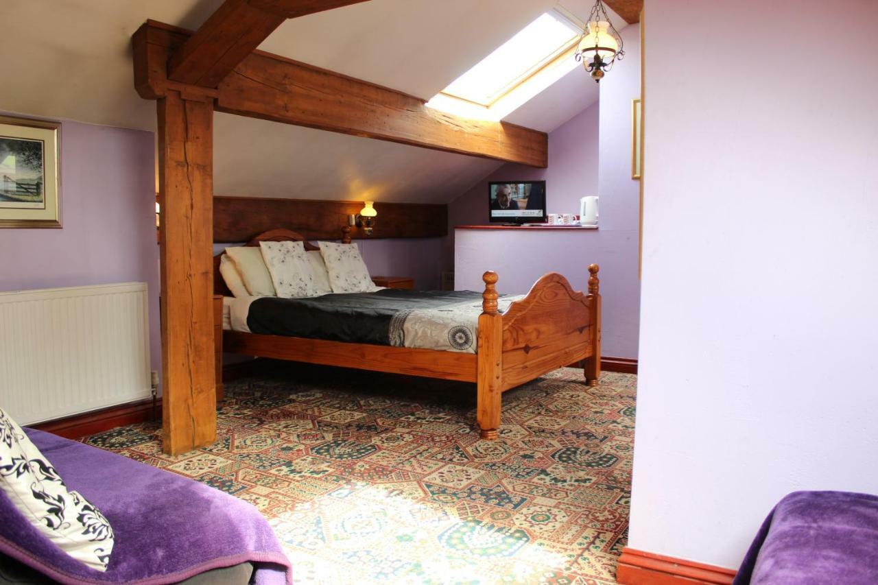 Peakdale Lodge Glossop Eksteriør billede